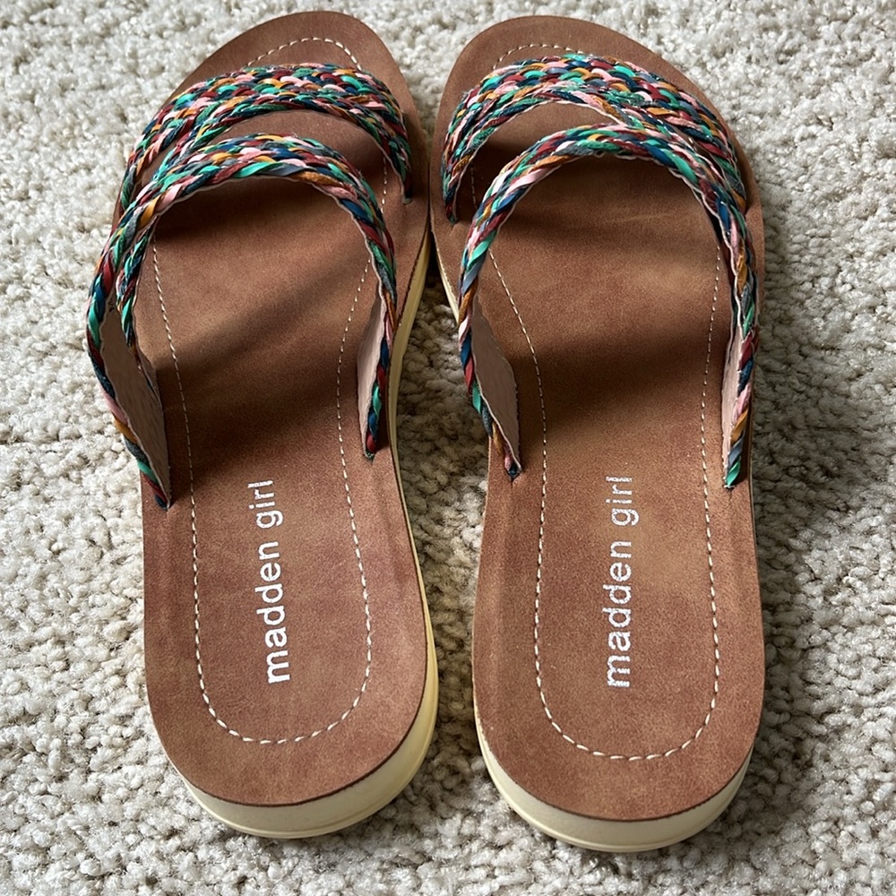 Madden Girl Sandal - Picture 9 of 13